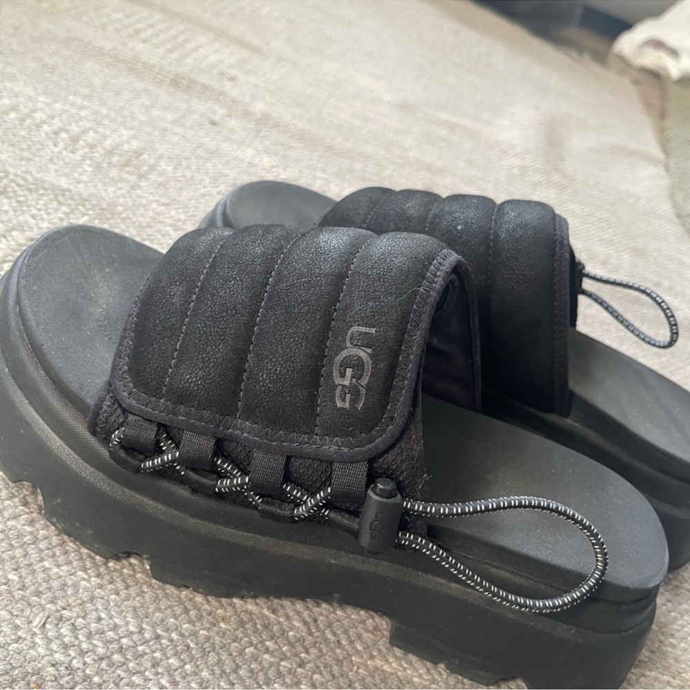 UGG Black Quilted Platform Slide Sandals with Bungee Detail